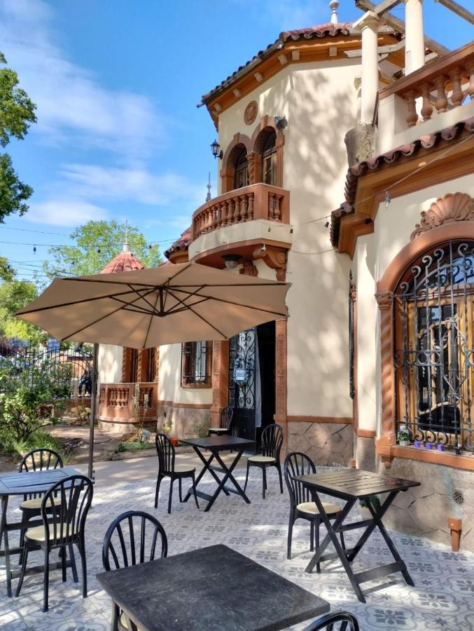 Posada Chalet De Bassi ゴドイ・クルス エクステリア 写真